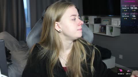 Snapshot of candy_meggie chatting on 3, 12, 2024 Megan online show from 3, 12, 2024