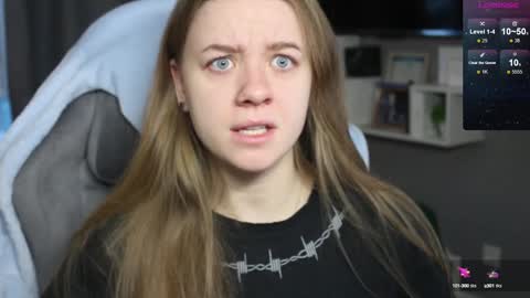 Snapshot of candy_meggie chatting on 9, 12, 2024 Megan online show from 9, 12, 2024