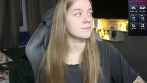 Snapshot of candy_meggie chatting on 19, 12, 2024 Megan online show from 19, 12, 2024