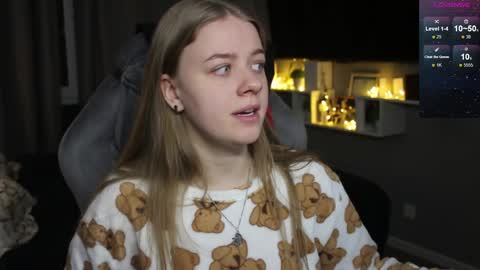 Snapshot of candy_meggie chatting on 16, 1, 2025 Megan online show from 16, 1, 2025