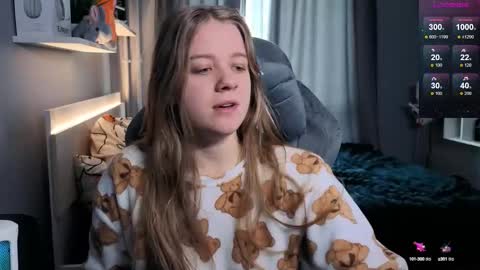 Snapshot of candy_meggie chatting on 10, 3, 2025 Megan online show from 10, 3, 2025