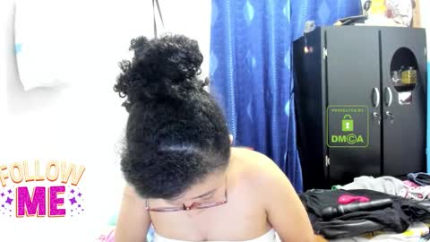 Snapshot of candy_val chatting on 1, 12, 2025 candy_val online show from 1, 12, 2025