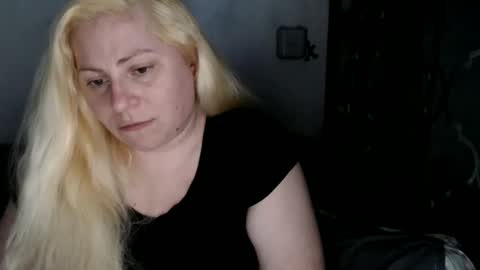 Laura online show from 9, 3, 2025