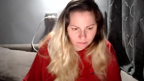 Snapshot of candycream74 chatting on 2, 6, 2026 Laura online show from 2, 6, 2026