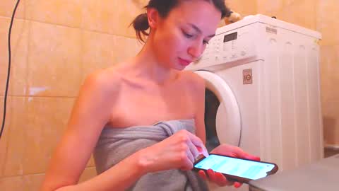 CANDYJESx online show from 12, 2, 2025