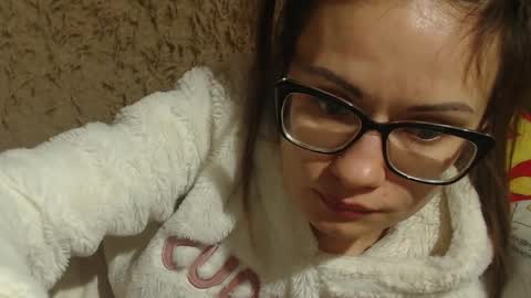 say meow and send tip  online show from 24, 2, 2025