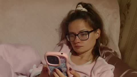 say meow and send tip  online show from 3, 10, 2025