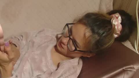 say meow and send tip  online show from 20, 10, 2025