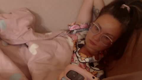say meow and send tip  online show from 11, 5, 2026