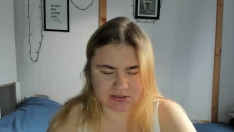candymilas online show from 18, 12, 2024