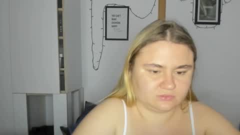 candymilas online show from 24, 12, 2024
