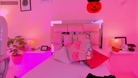 Candy online show from 8, 10, 2025