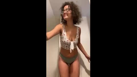     online show from 5, 1, 2025