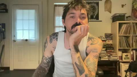 Snapshot of cantleavethehouse chatting on 26, 12, 2024 cantleavethehouse online show from 26, 12, 2024