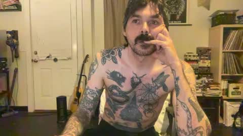 Snapshot of cantleavethehouse chatting on 30, 12, 2024 cantleavethehouse online show from 30, 12, 2024