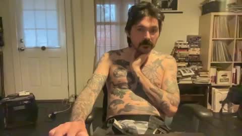 Snapshot of cantleavethehouse chatting on 13, 1, 2025 cantleavethehouse online show from 13, 1, 2025