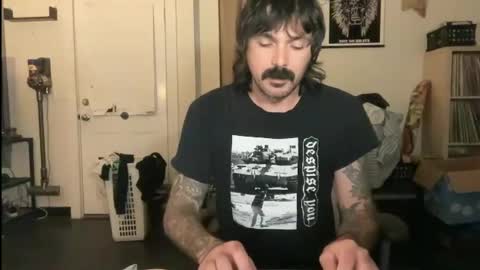 Snapshot of cantleavethehouse chatting on 6, 10, 2025 cantleavethehouse online show from 6, 10, 2025