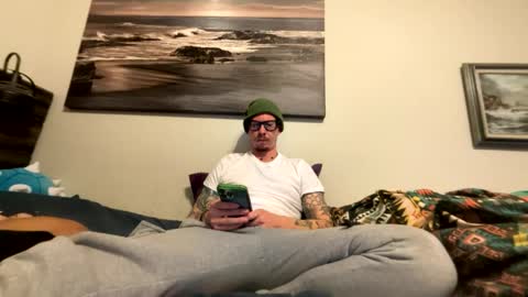 Snapshot of captaincumgun chatting on 8, 2, 2026 Captaincumgun online show from 8, 2, 2026