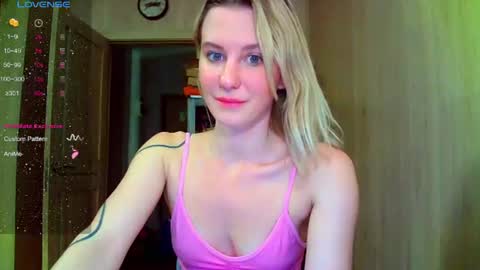 Snapshot of caramel_pie_ chatting on 21, 7, 2026 caramel online show from 21, 7, 2026