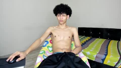 Carlos and Cristian  online show from 4, 3, 2025