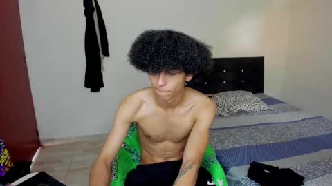 Carlos and Cristian  online show from 15, 9, 2025