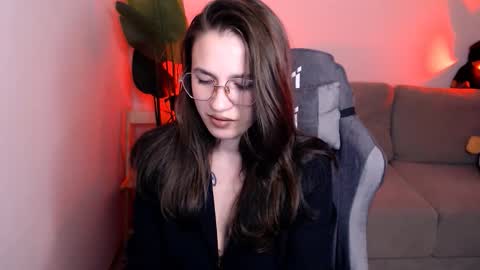 Mary online show from 15, 10, 2025