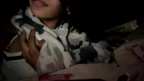 Snapshot of carebearx215 chatting on 18, 10, 2025 carebearx215 online show from 18, 10, 2025