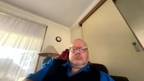 Snapshot of careroz chatting on 21, 7, 2026 careroz online show from 21, 7, 2026