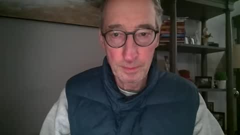 Caressluving online show from 13, 2, 2025