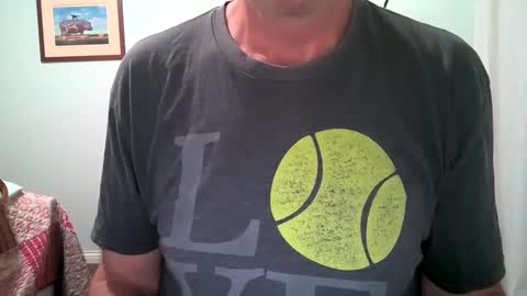 Caressluving online show from 6, 10, 2025