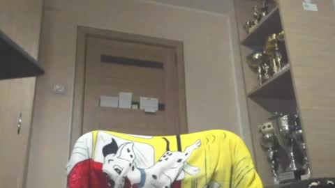 Laz online show from 8, 4, 2026