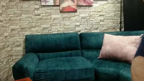 carlaandsonny online show from 16, 2, 2025