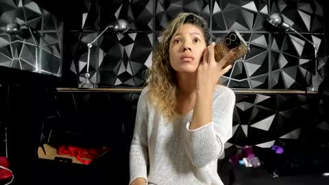 carlamarrinson online show from 15, 12, 2024