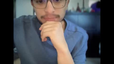 Snapshot of carlcarlinches4 chatting on 20, 1, 2025 carlcarlinches4 online show from 20, 1, 2025