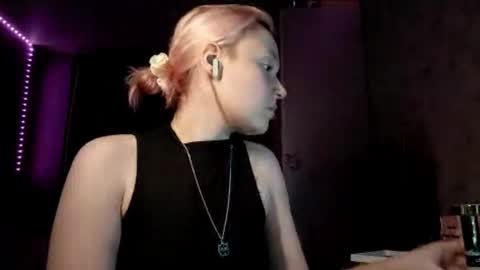 Amy online show from 12, 3, 2026