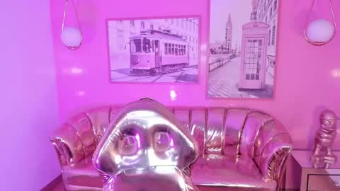 CARLYE   online show from 6, 3, 2025