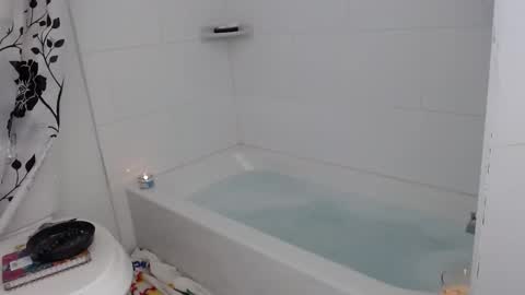 Carlie online show from 14, 3, 2026