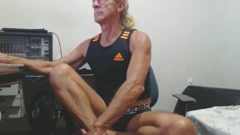 Snapshot of carlos2557 chatting on 27, 2, 2026 carlos online show from 27, 2, 2026