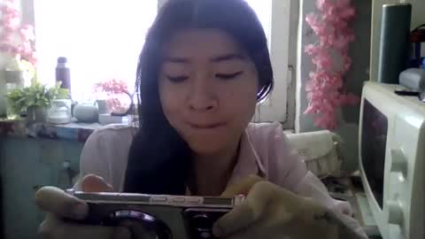 CarlyJoy online show from 11, 4, 2026