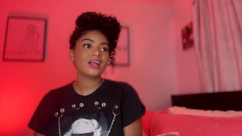 Littlecarly  online show from 5, 3, 2025