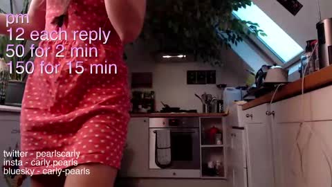 Carly Pearls online show from 9, 2, 2025