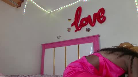 Snapshot of carlysinx chatting on 14, 3, 2026 CarlyIndependent Model online show from 14, 3, 2026