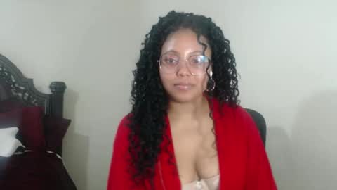 Snapshot of carmellovekisses chatting on 29, 4, 2026 CARAMEL xoxo online show from 29, 4, 2026