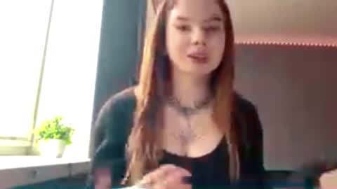 carmenthompson online show from 21, 2, 2026