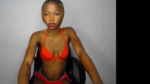 caroline online show from 18, 11, 2025