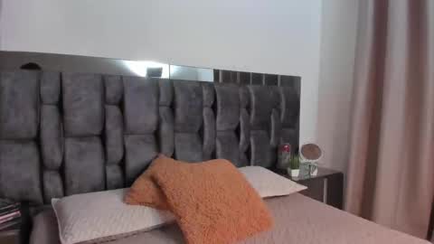 Snapshot of carol_horny chatting on 2, 11, 2025 Carol  online show from 2, 11, 2025