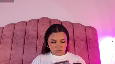 carolina_evannss online show from 18, 12, 2025