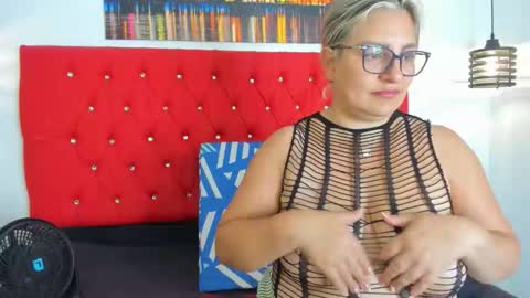 Carolina online show from 15, 10, 2025