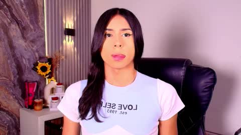 caroline_foster1 online show from 20, 3, 2026