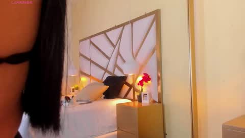 Caroline online show from 9, 11, 2025